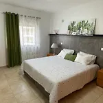 Lucas House 3 - Garden *