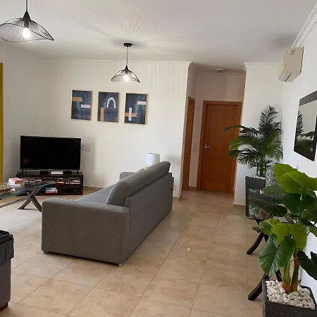 Lucas House 3 - Garden Appartement